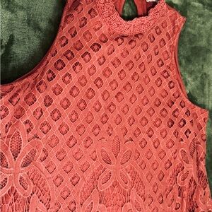 Vivid Elegant Sleeveless Tank Top Gorgeous Coral 🪸 Flowy Lined Lace